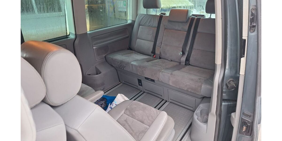 VW T5 Transporter 231.000 km 12.700 &euro; Bremerhaven 27576
