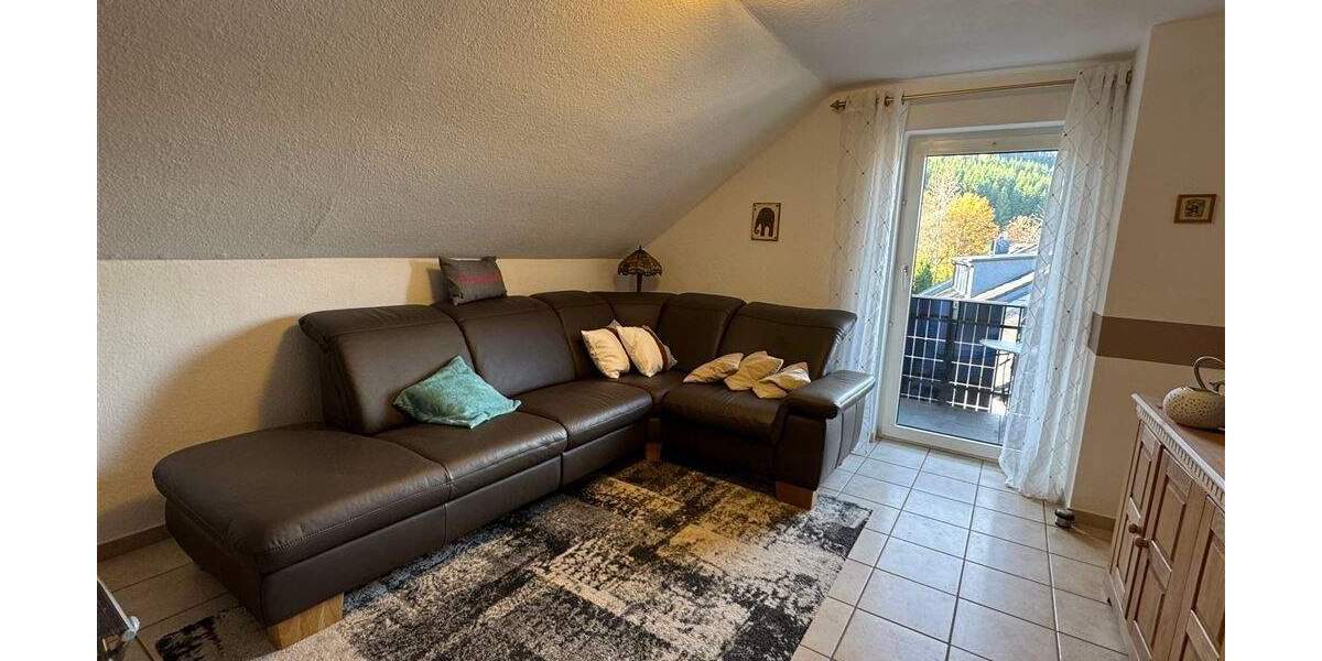 Mehrfamilienhaus, Wohnhaus Schmallenberg Westfeld - 8 Zimmer, 209 m&sup2;, 379.000&euro; | Angebot:24113034