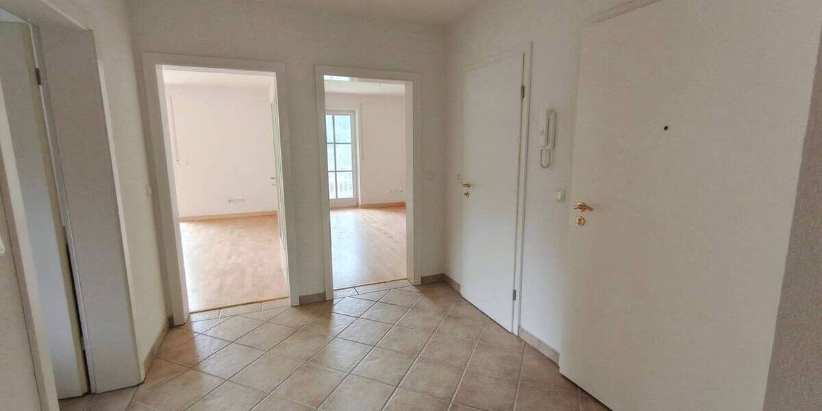 Etagenwohnung Bayerisch Gmain - 3 Zimmer, 79 m&sup2;, 499.000&euro; | Angebot:26887682