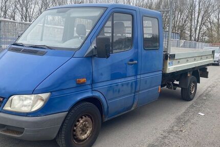 Mercedes-Benz Sprinter 298.000 km 3.499 &euro; berlin 13089