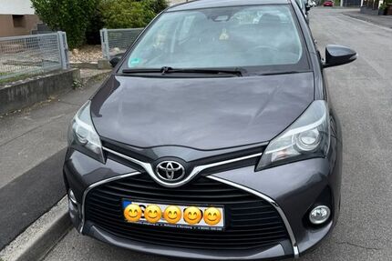 Toyota Yaris 85.200 km 8.800 € Siegburg 53721