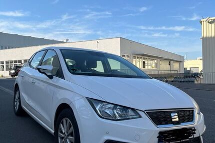 Seat Ibiza 153.600 km 6.900 &euro; Frankfurt 60594