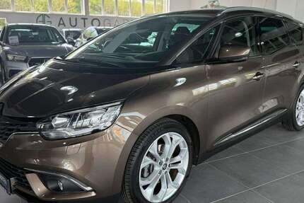 Renault Scenic 77.300 km 14.950 &euro; Paderborn 33106