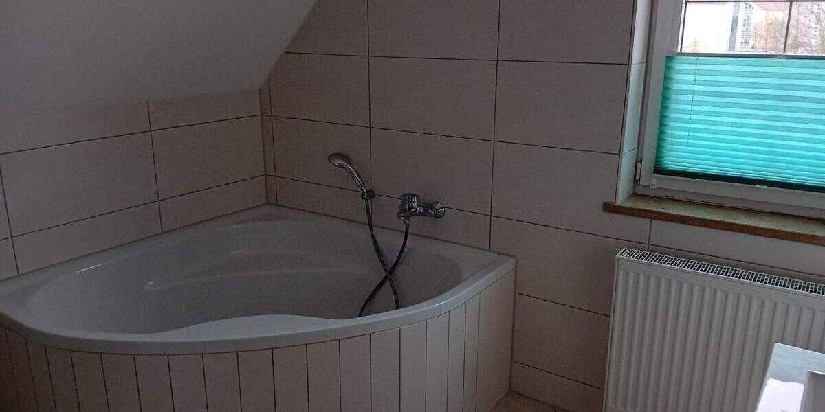 Etagenwohnung Eilenburg Eilenburg-Ost - 2 Zimmer, 51 m&sup2;, 361&euro; | Angebot:25909110