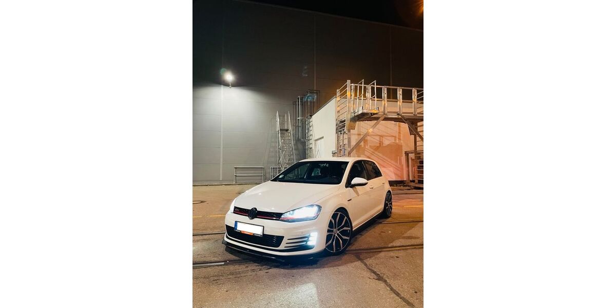 VW Golf 201.500 km 13.600 &euro; Augsburg 86159