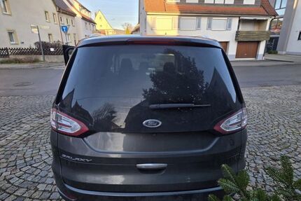 Ford Galaxy 87.500 km 25.900 &euro; Mühlheim an der Donau 78570