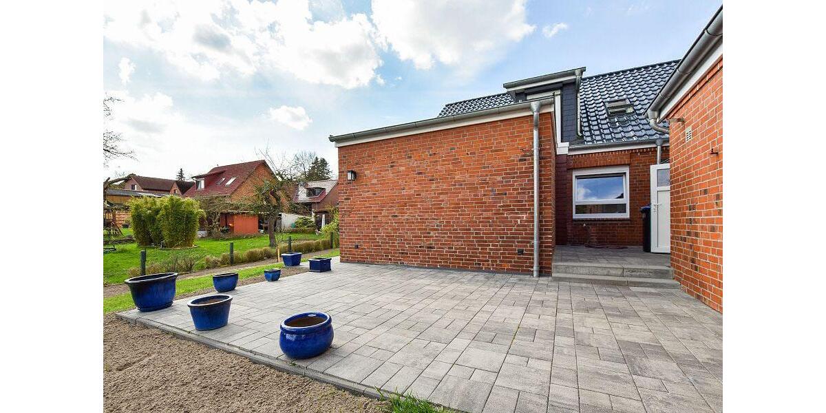 Einfamilienhaus Nusse - 6.5 Zimmer, 160 m&sup2;, 1.450&euro; | Angebot:26544375