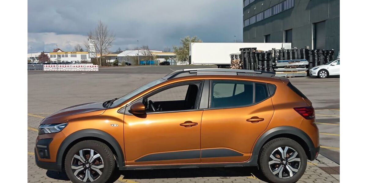 Dacia Sandero 64.000 km 10.400 &euro; Gernsheim 64579