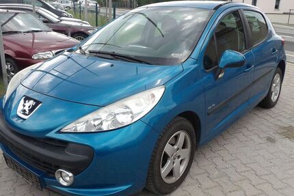 Peugeot 207 82.000 km 3.999 &euro; Bautzen 02625