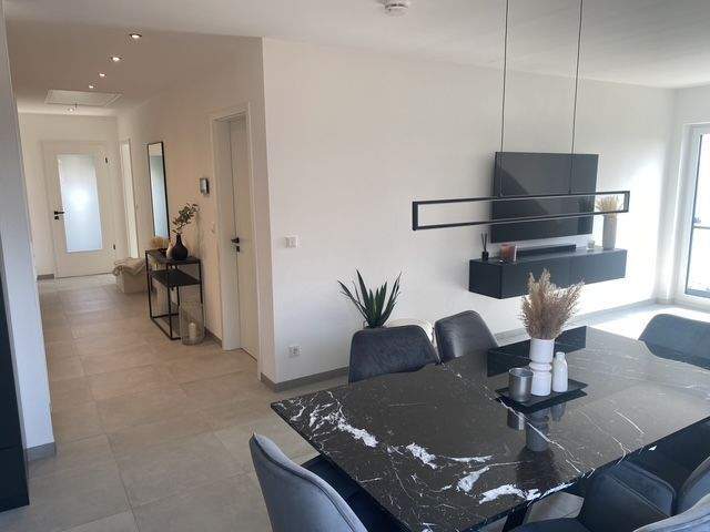 Etagenwohnung Aufhausen - 4 Zimmer, 116 m&sup2;, 1.150&euro; | Angebot:25850602