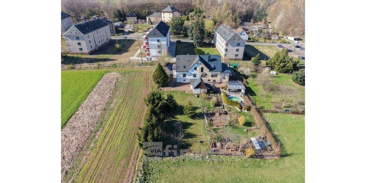 Doppelhaushälfte Oelsnitz - 6 Zimmer, 124 m&sup2;, 160.000&euro; | Angebot:26744684