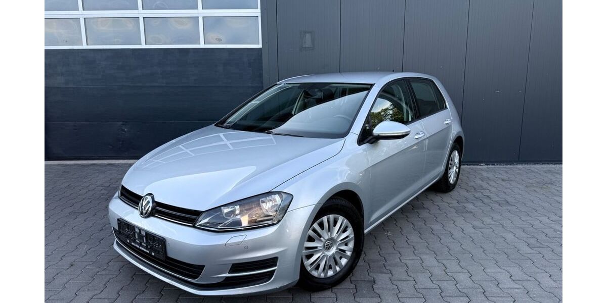VW Golf 74.000 km 10.980 &euro; Rheinbach 53359