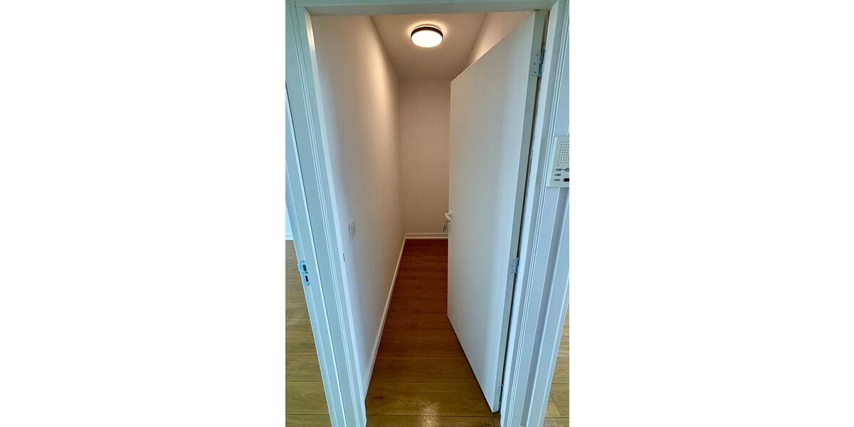 Etagenwohnung Emden - 4 Zimmer, 87 m&sup2;, 600&euro; | Angebot:26397668