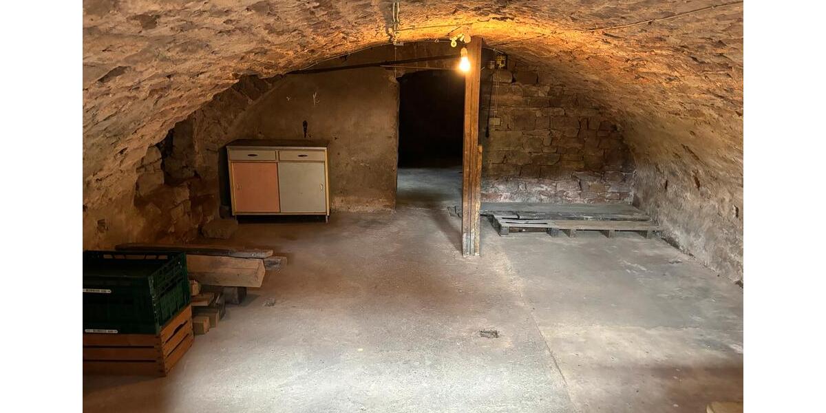 Bauernhaus, Landhaus Beckingen - 5 Zimmer, 140 m&sup2;, 140.000&euro; | Angebot:25325868