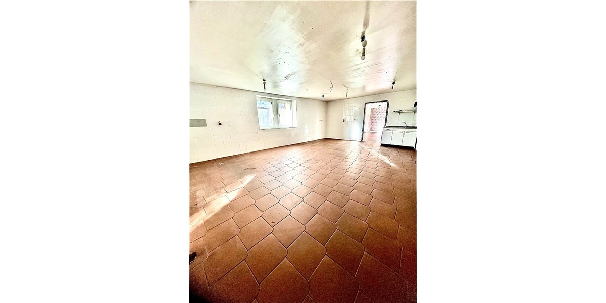 BüroLadenfläche im Ortskern von Enkenbach-Alsenborn zu verpachten. - Gewerbeobjekt Enkenbach-Alsenborn Alsenborn | Angebot:26249049