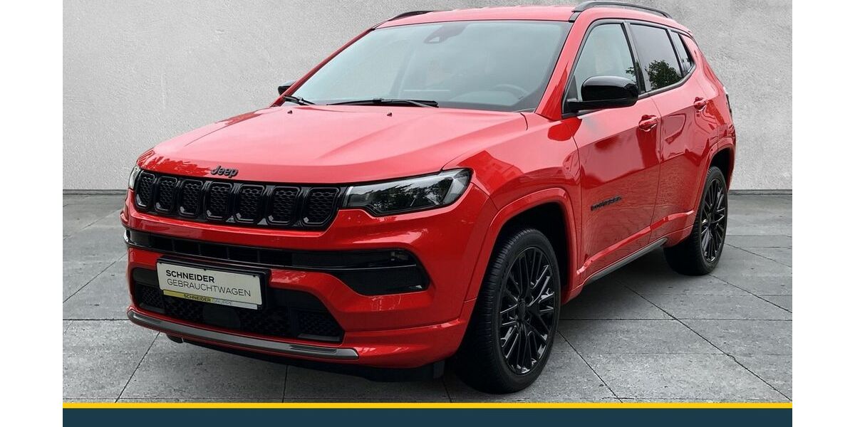 Jeep Compass 45.371 km 23.890 &euro; Röhrsdorf 09247