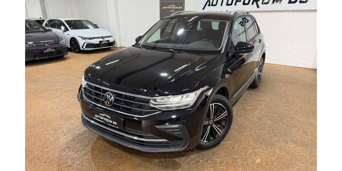 VW Tiguan 56.050 km 27.990 &euro; Braunschweig Wenden 38110