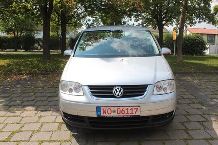 VW Touran 255.000 km 2.390 &euro; Worms-Pfeddersheim 67551
