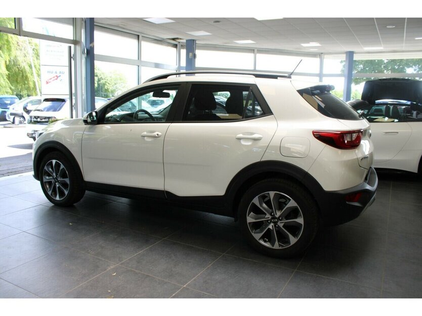 Kia Stonic 1.0 T-GDI 100 OPF Vision 59.374 km 13.980 € Euskirchen 53881