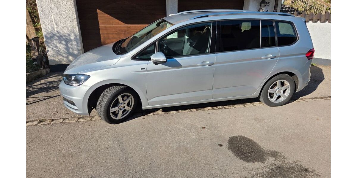 VW Touran 96.000 km 20.000 &euro; Traunreut 83301