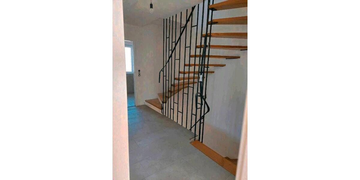 Reihenhaus Mauerstetten - 6 Zimmer, 140 m&sup2;, 1.540&euro; | Angebot:26156252