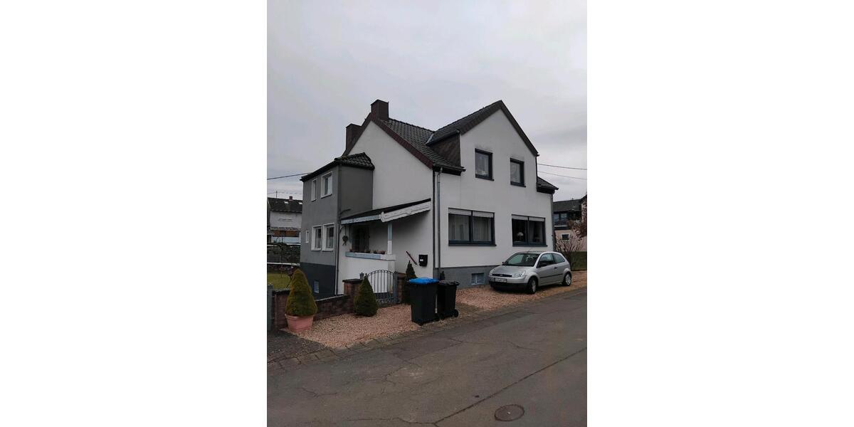 Ein-Zweifamilienwohnhaus in Elm- Derlen 6 zimmer