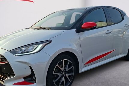 Toyota Yaris 33.600 km 16.990 &euro; Wiesmoor 26639