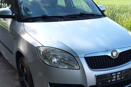 Skoda Fabia 182.930 km 2.450 &euro; Ötisheim 75443