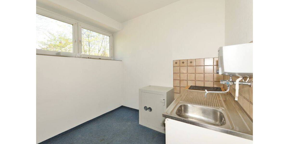 Gewerbeobjekt Wilhelmshaven Heppens - 4 Zimmer, 265 m&sup2;, 1.850&euro; | Angebot:26841470