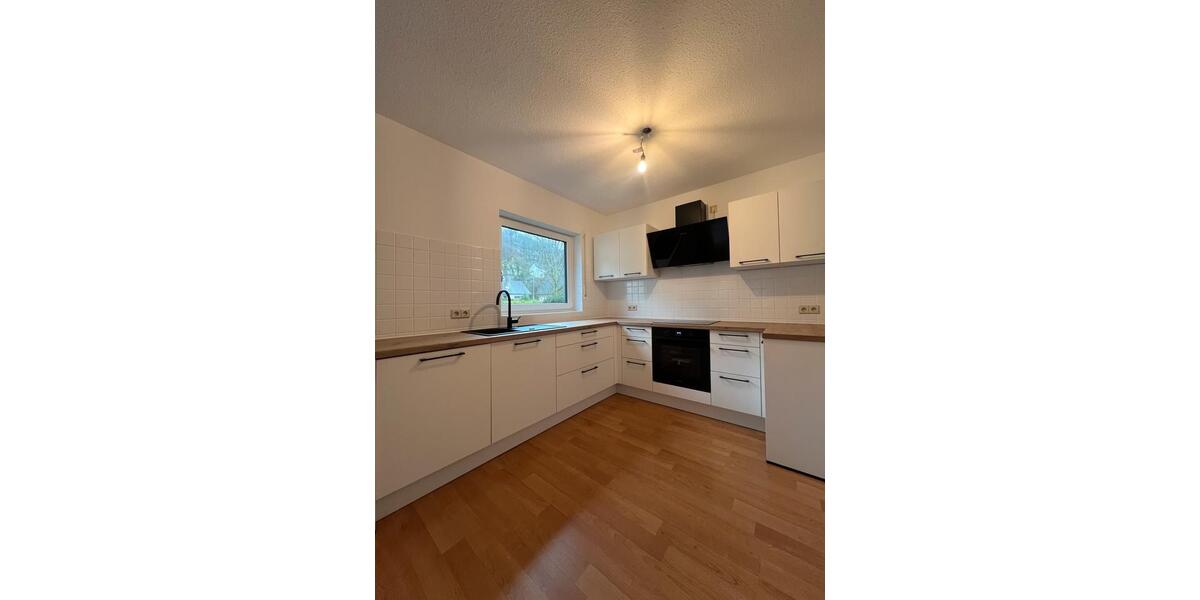 Hochparterre Gengenbach - 3.5 Zimmer, 95 m&sup2;, 1.100&euro; | Angebot:25160965