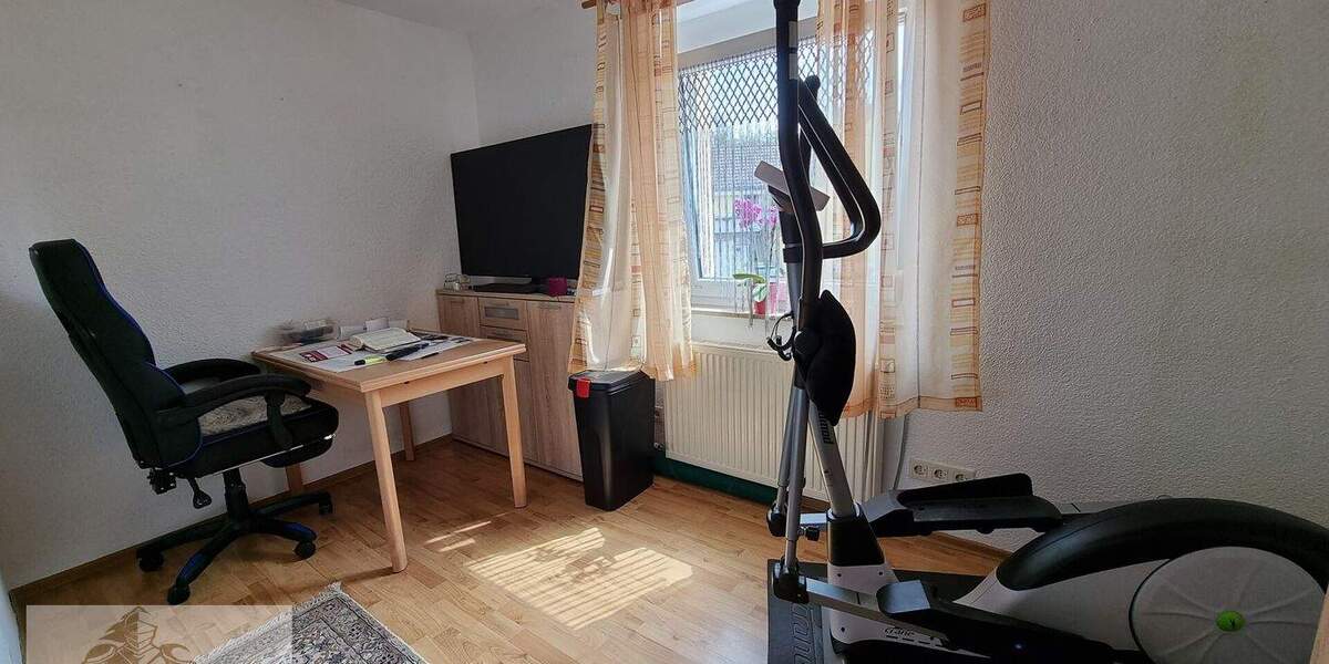 Mehrfamilienhaus, Wohnhaus Obersulm Willsbach - 7 Zimmer, 144 m&sup2;, 449.000&euro; | Angebot:25691749