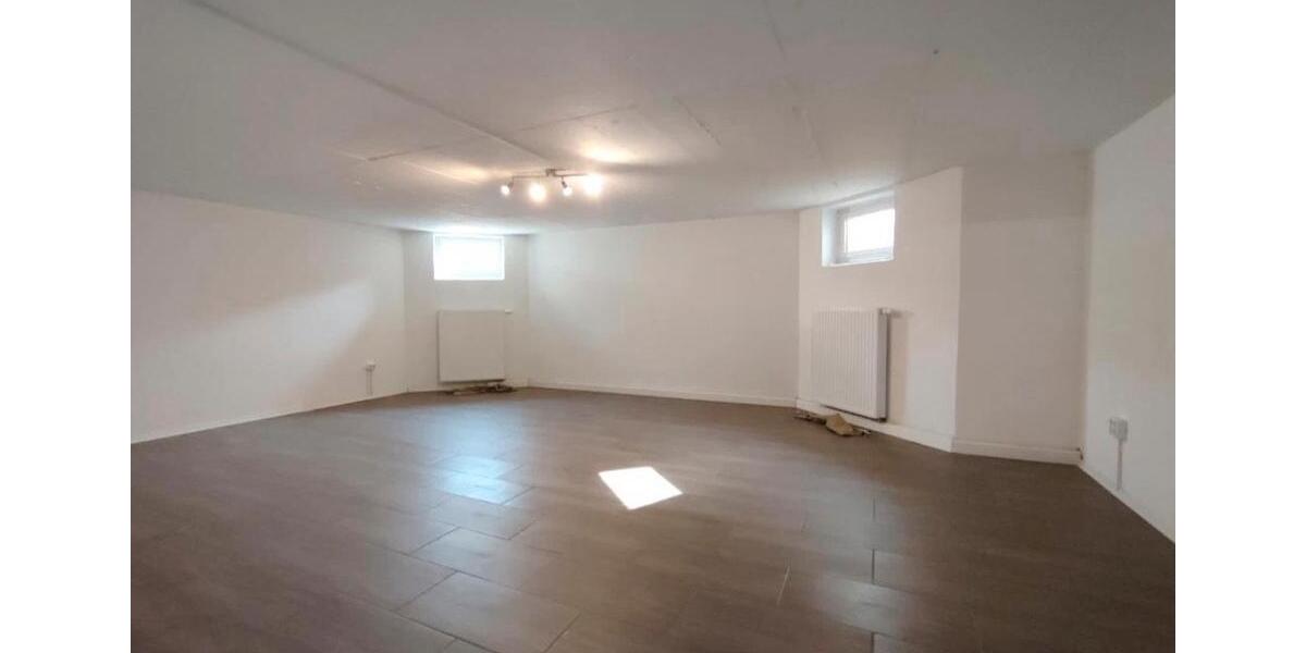 Bungalow Hahnbach - 4 Zimmer, 107 m&sup2;, 350.000&euro; | Angebot:26184223