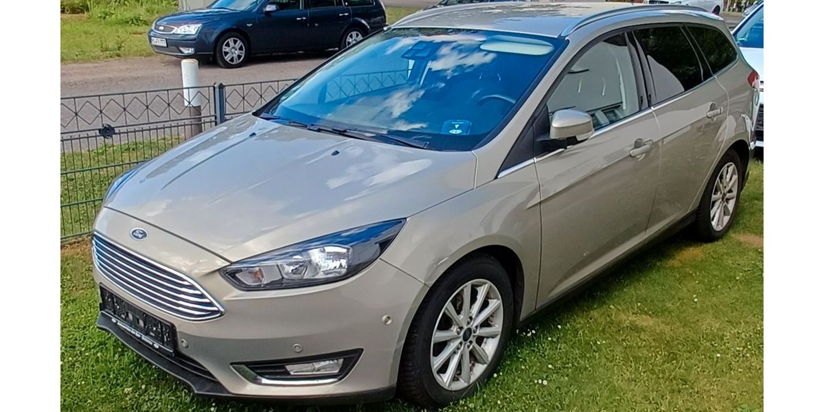 Ford Focus 143.000 km 7.400 &euro; Minden 32423