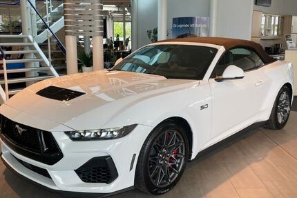 Ford Mustang 4.000 km 66.640 &euro; Glauchau 08371