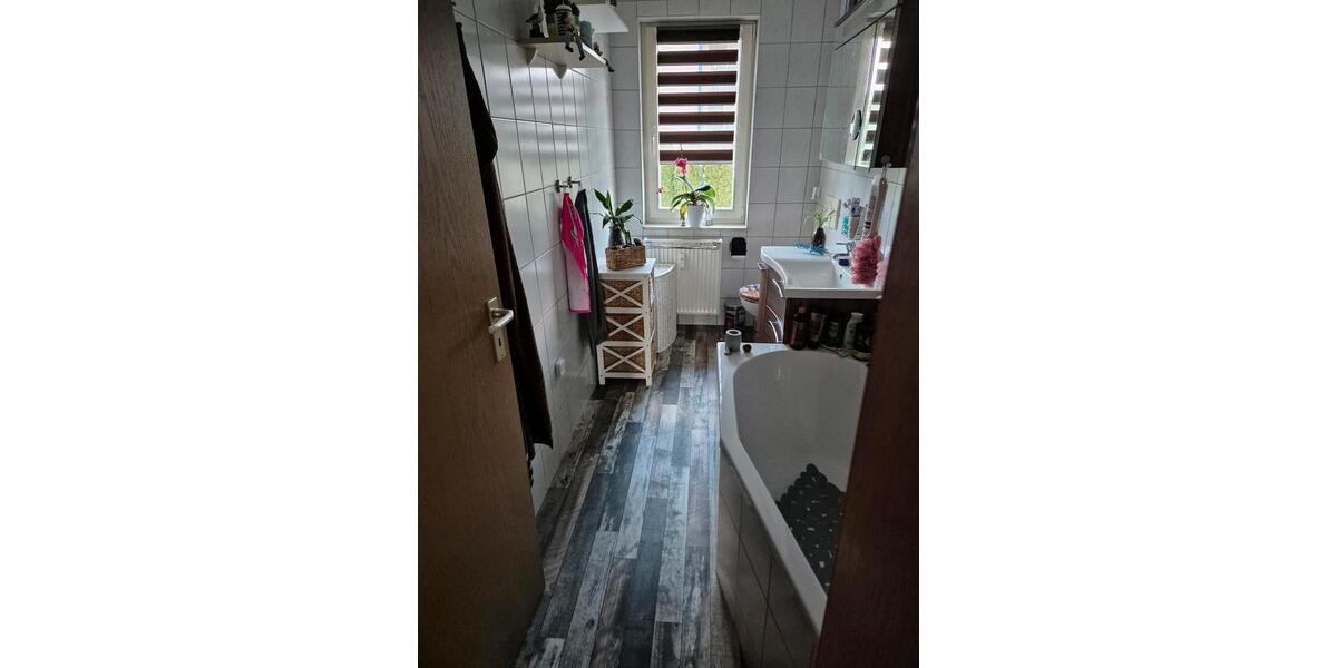 Etagenwohnung Bad Liebenstein - 3 Zimmer, 65 m&sup2;, 670&euro; | Angebot:25978972