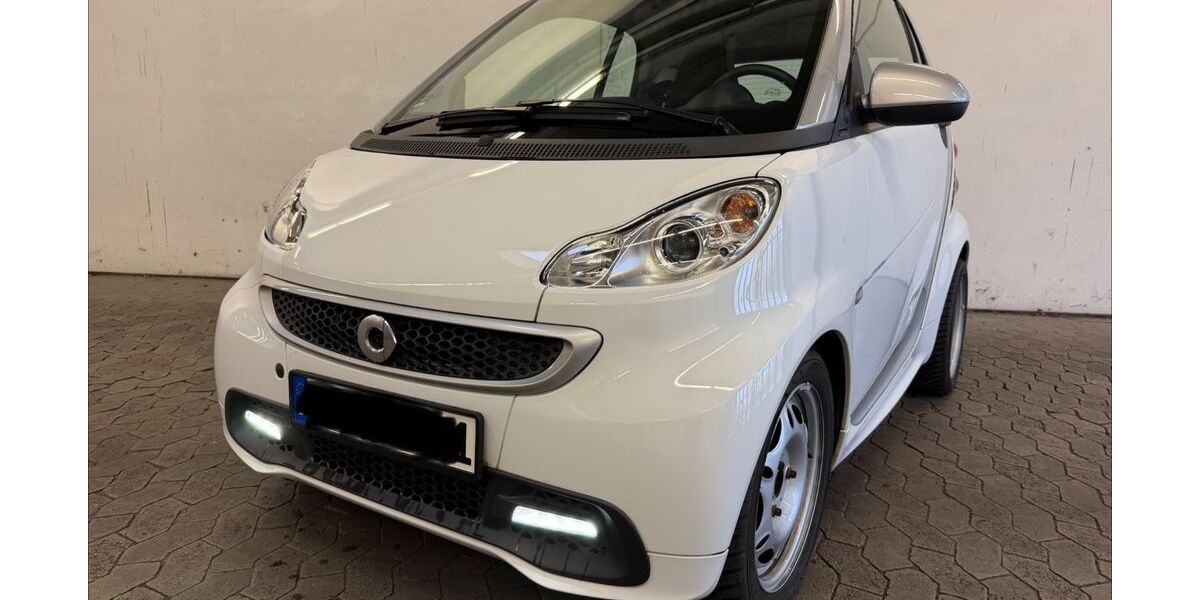 Smart ForTwo 52.000 km 7.490 &euro; Freiburg 79115