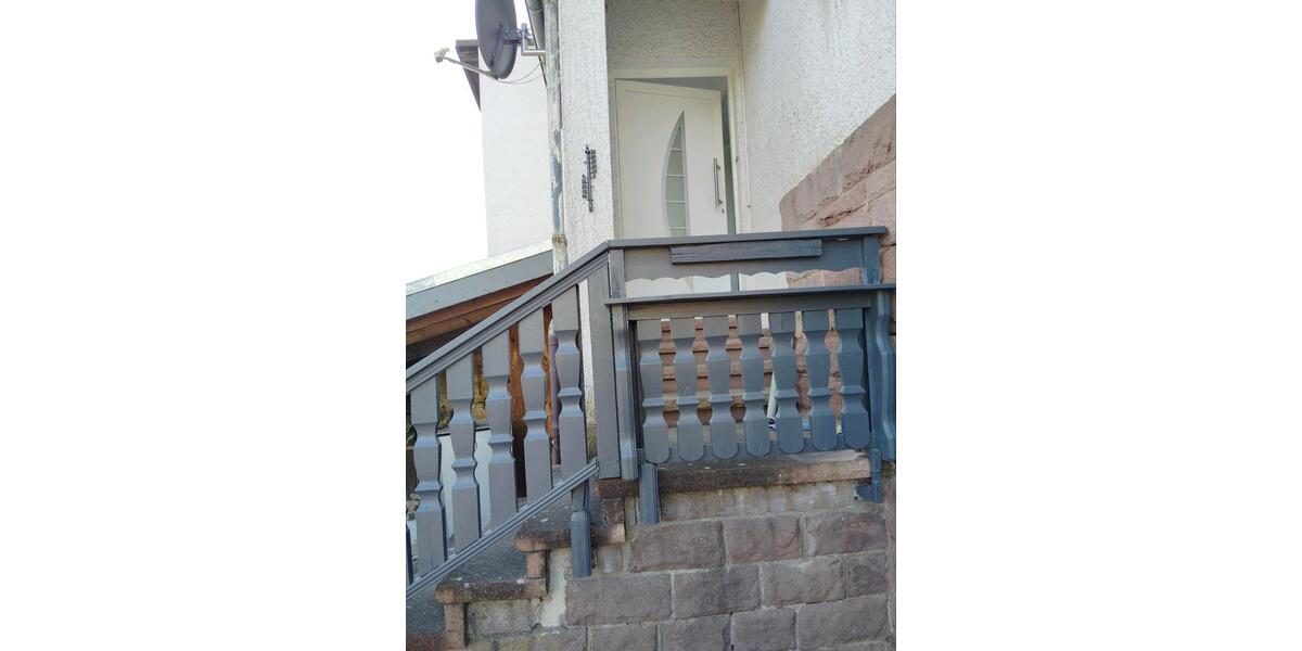 Doppelhaushälfte Saarbrücken West - 5 Zimmer, 110 m&sup2;, 1.100&euro; | Angebot:25829931