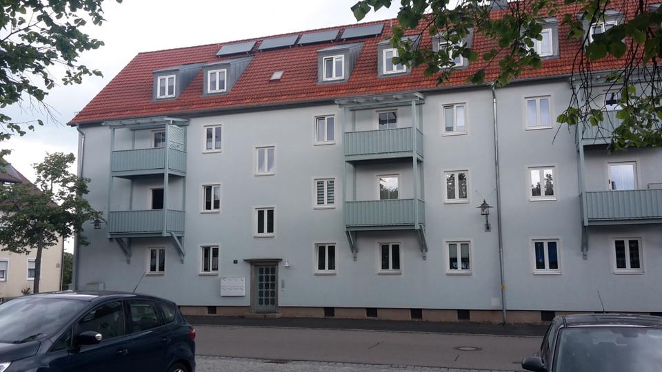 Etagenwohnung Wiesau Kornthan - 3 Zimmer, 71 m&sup2;, 440&euro; | Angebot:26391744