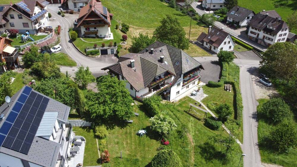 Gewerbeobjekt Simonswald - 1 Zimmer, 1.295.000&euro; | Angebot:26161227