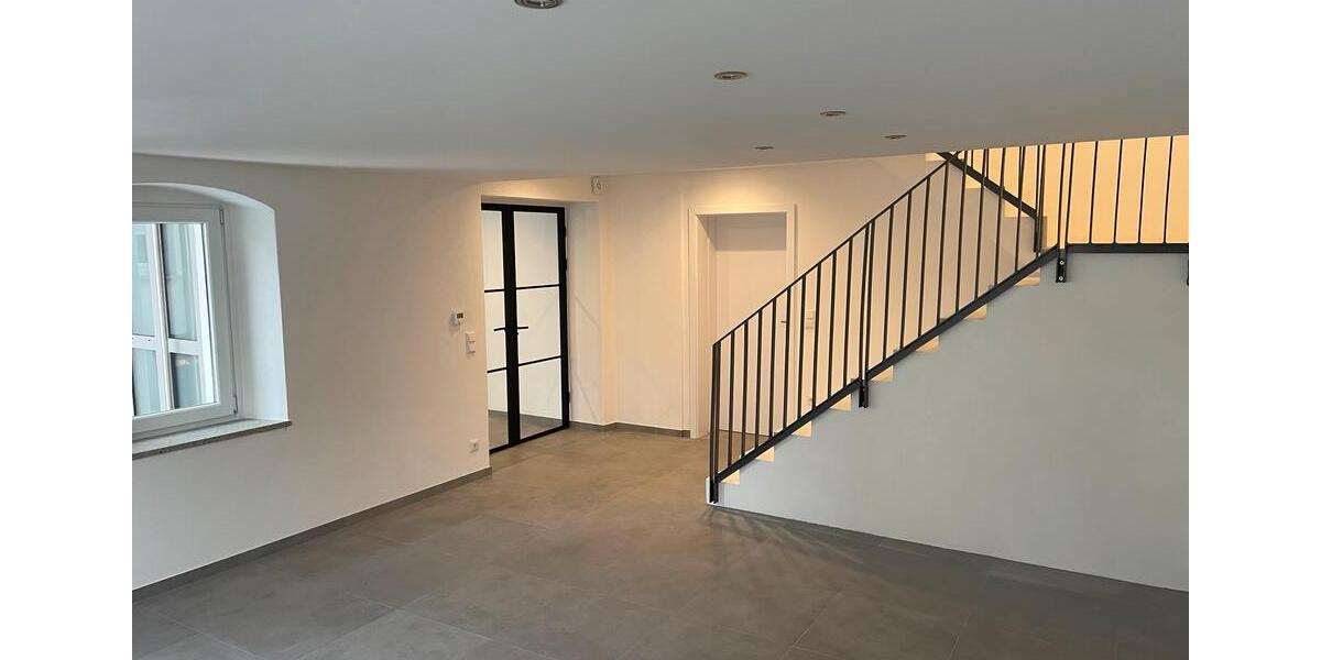 Saniertes Einfamilienhaus im Herzen von Konnersreuth - Erstbezug 6 zimmer