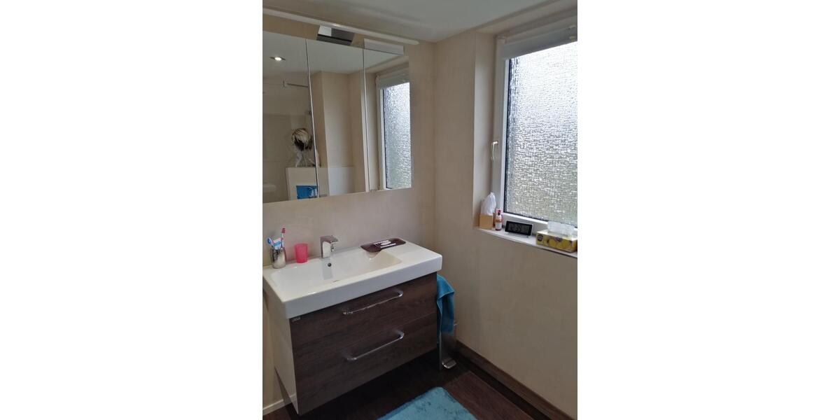 Doppelhaushälfte Oberhausen - 4 Zimmer, 160 m&sup2;, 570.000&euro; | Angebot:24353435