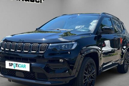 Jeep Compass 34.582 km 28.650 &euro; Augsburg 86156
