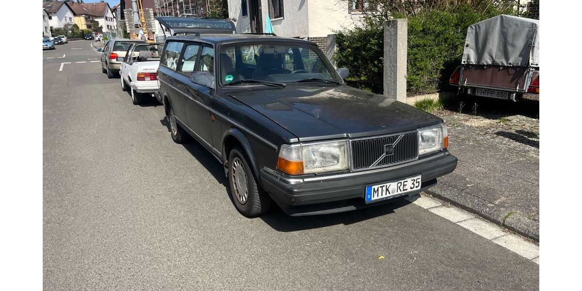 Volvo 240 250.000 km 1.500 &euro; Hofheim 65719