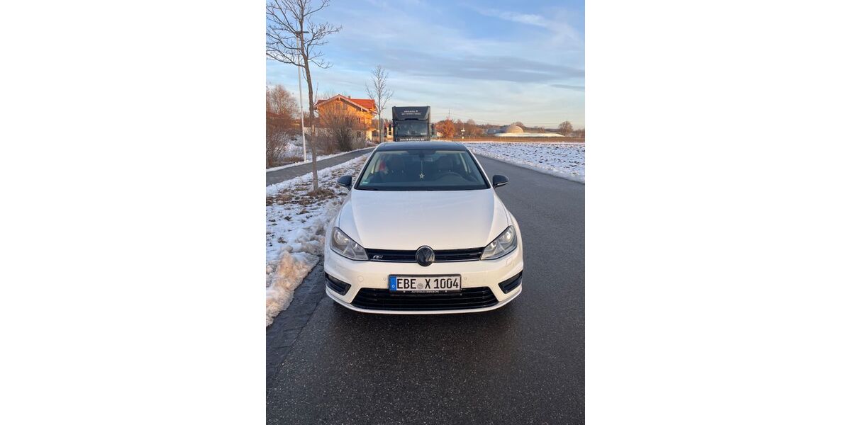 VW Golf 145.521 km 10.900 &euro; Assling 85617