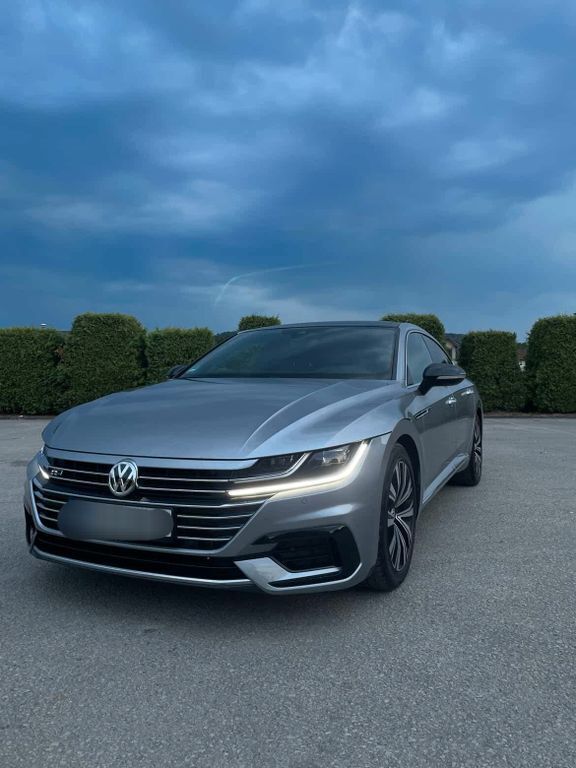 VW Arteon 143.000 km 21.500 € Rosenheim 83022