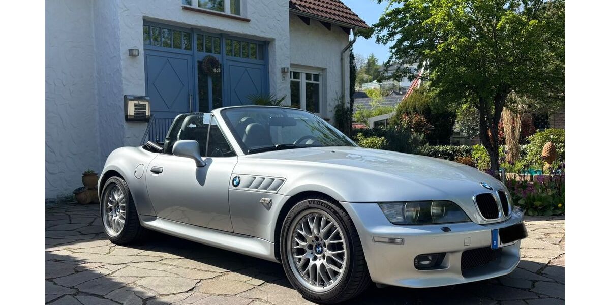 BMW Z3 129.700 km 11.950 &euro; Paderborn 33100