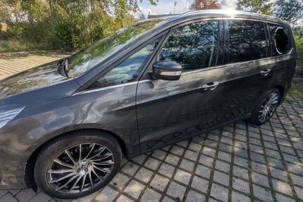 Ford Galaxy 133.000 km 13.456 &euro; Haar 85540