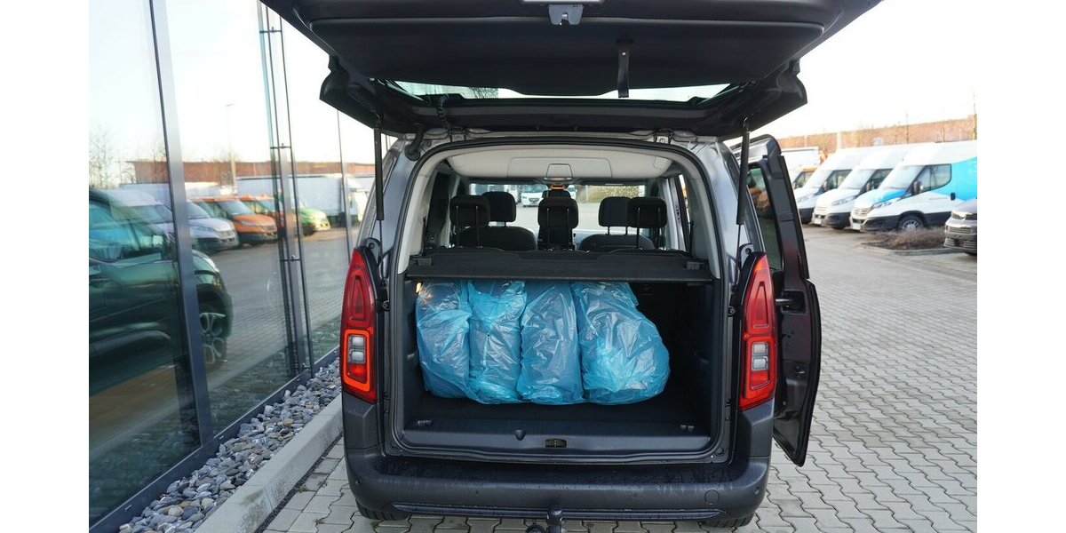 Fiat Doblo Kombi 1.5 130 AT / 10-Zoll Navi + AHK 39.814 km 23.503 &euro; Münchenbernsdorf 07589