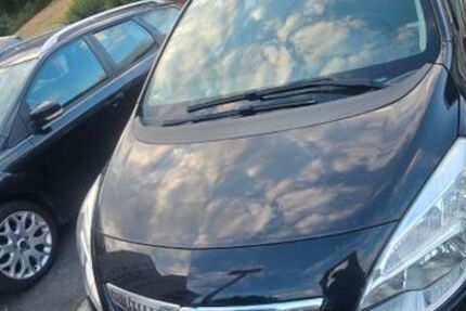 Opel Meriva 187.800 km 2.800 &euro; Siegen 57078