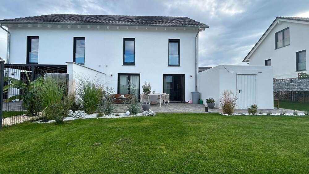 Einfamilienhaus Borna - 5 Zimmer, 135 m&sup2;, 1.590&euro; | Angebot:25638607